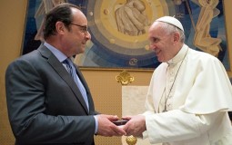 
					Oland u poseti Vatikanu da izrazi zahvalnost papi 
					
									