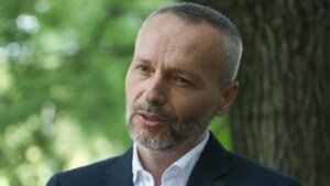 Olenik: Vučiću je mesto u Moskvi „sa ostalim ratnim zločincima i diktatorima“