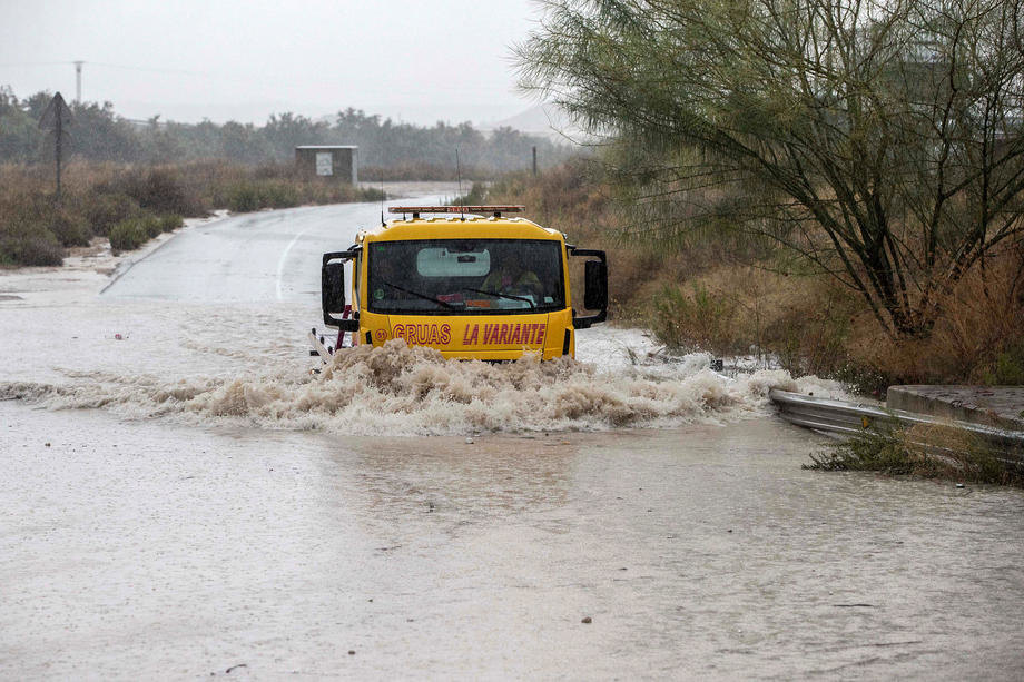Oluje i poplave na jugu Francuske, tri osobe nastradale