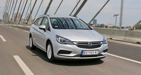 Opel Astra Sports Tourer 1.6 CDTI Enjoy na testu Auto magazina