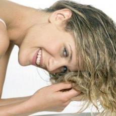 Oporavite kosu do neprepoznatiljivosti: Ovaj rastvor će preporoditi vašu kosu