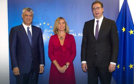 Opoziciona DLK: Tači drži u tajnosti dogovore sa Vučićem