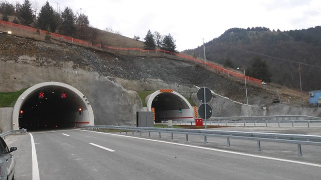 Oprez na auto-putu: Radovi u tunelu Šarani kod Gornjeg Milanovca