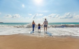 
					Oprezno s lekovima na odmoru: Šta nikako ne nositi na plažu 
					
									