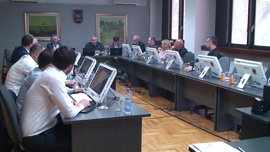 Osam članova Saveta Univerziteta u Kragujevcu dalo ostavke