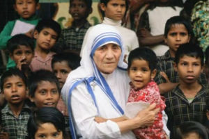 Osam dragocenih saveta Majke Tereze o vaspitavanju dece