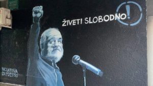 Oskrnavljen mural sa likom Đorđa Balaševića u Požegi