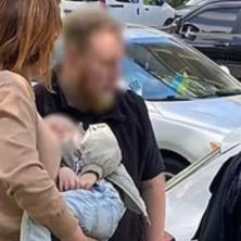 Osuđena majka iz pakla koja je pokušala da proda sina (2): Pala tokom primopredaje novca, evo kako je kažnjena