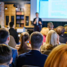 Otet FTN! 129 od 879 profesora okupiralo zgradu i drže političke sastanke u amfiteatrima - Skandalozni postupci blokadera