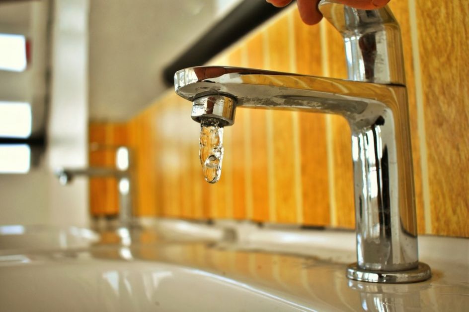 Otkazana blokada vodovodne mreže za deo Popovice; Delovi Ledinaca bez vode