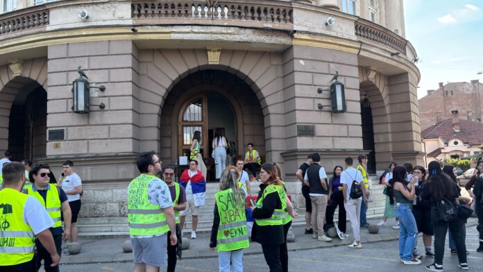 Otkazana tribina Slobodnog univerziteta u Nišu: „Sada je vreme da budemo uz studente“