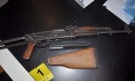Otkriven arsenal oružja u Novom Sadu, policija pronašla i eksploziv