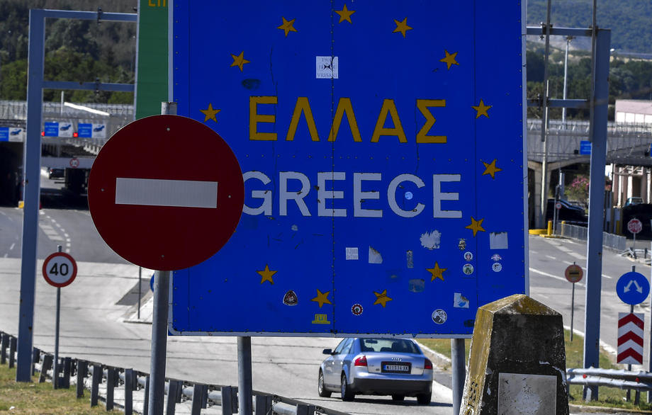 Otvaraju se radnje u Grčkoj, rad pod posebnim merama