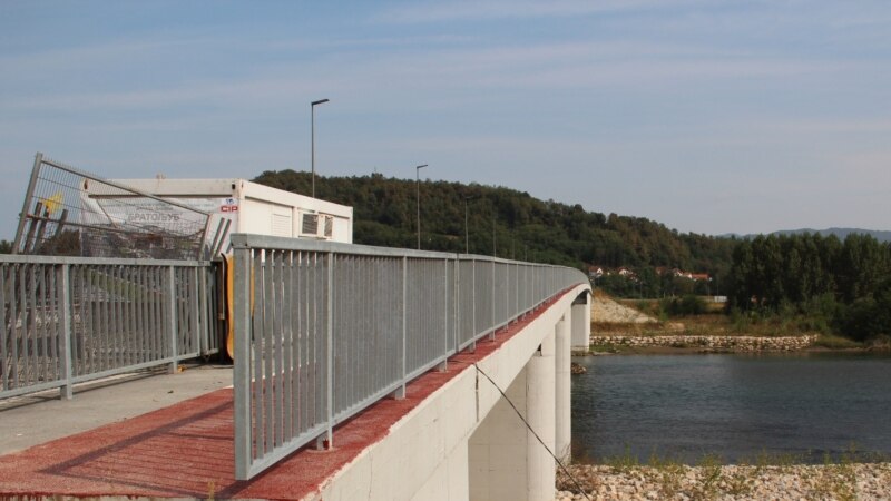 Otvoren most i granični prelaz između BiH i Srbije