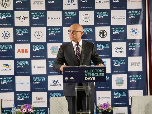 Otvoreni sajam i konferecija Electric Vehicles Days na Novosadskom sajmu; Pošta će nabaviti još električnih i hibridnih vozila