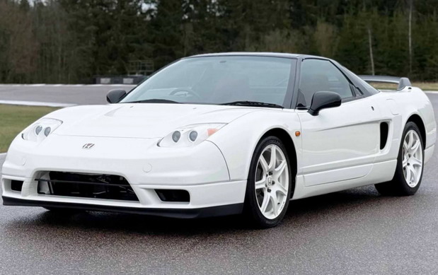 Ova Honda NSX-R je prodata za skoro milion evra