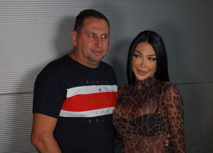 Ova lepotica je majka Maje Marinković: Živela je kao princeza, a onda je rešila da napusti i muža i ćerku