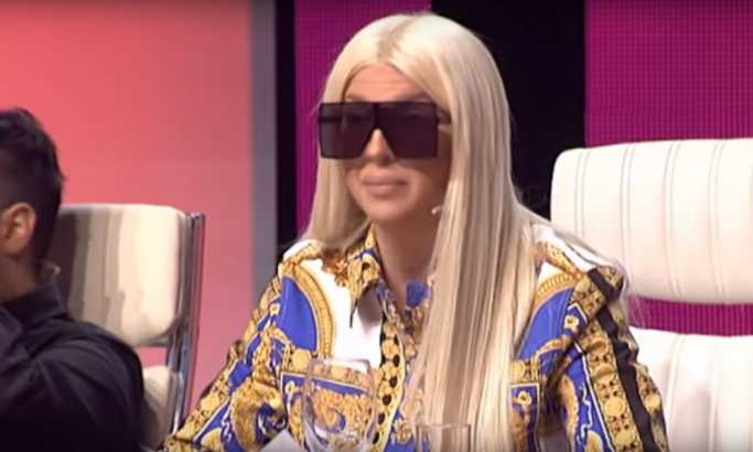 Ovako se Jelena Karleuša ponaša u prvoj emisiji Zvezda Granda snimljenoj nakon skandala! (VIDEO)