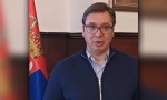 “Ovakve slike smo mogli da gledamo jedino u nacističkoj Nemačkoj”: Vučić osuđuje divljanje Boška Obradovića i SzS (VIDEO)