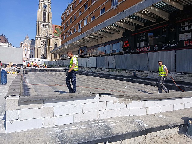 Ovih dana novi hidrotest krova podzemne garaže „Modena“