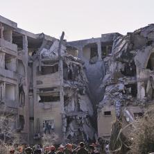 Ovo je trenutak kada je Iran pogodio bolnicu u Izraelu: Veliki broj ljudi povređeno u četiri snažna udara (VIDEO)