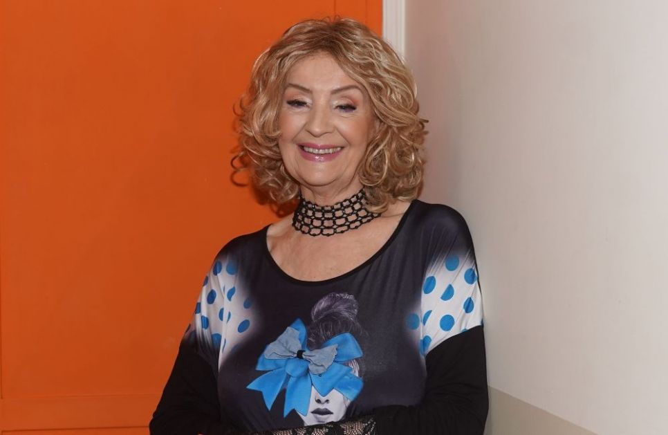 Ovo jelo Lepa Lukić jede svaki dan i zato je i u 85. zdrava, vitalna i mladolika (recept)