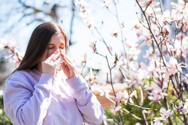 Ovo su znaci da imate sezonske alergije: Sve o simptomima i tretmanima prevencije
