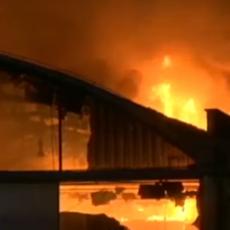 PAKLENA NOĆ U VALJEVU: Vatrena stihija progutala industrijska postrojenja, borba sa požarom u toku! (VIDEO)