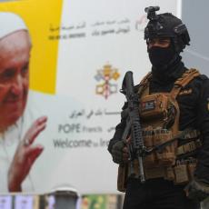 PAPA FRANJA POLETEO ZA IRAK: Pozvao je vernike da se mole za njega, cela vojska će ga čuvati