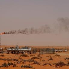 PARADOKS: Padaju cene nafte uprkos američkim sankcijama Iranu