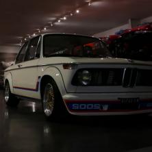 PEDESET GODINA LEGENDARNOG BMW-A 2002 TURBO: Automobil o kojem se raspravljalo i u Bundestagu, evo i zašto (VIDEO)