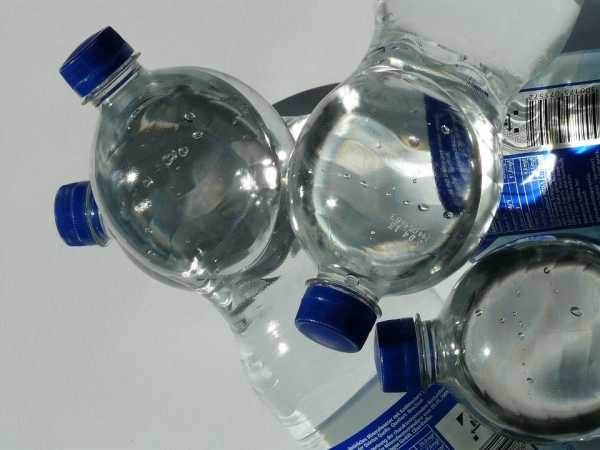 PKS: Naknada za flaširanu vodu smanjena za 12 odsto