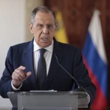 PLJUŠTE OPASNE PRETNJE Odluke na samitu G7 razbesnele Lavrova: Rusija je prinuđena da odgovori na objavljeni rat