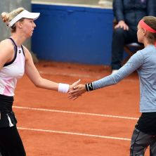 POBEDA NA STARTU: Mlada teniserka donela Srbiji pobedu protiv Norveške!