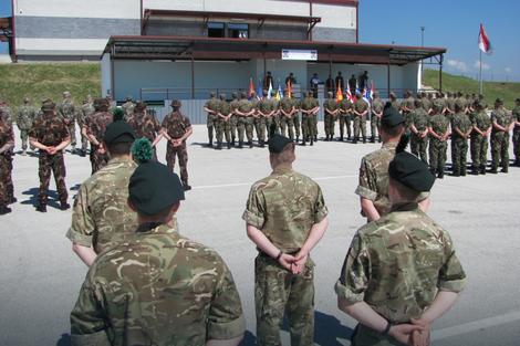 POČELA VOJNA VEŽBA PLATINASTI VUK Srpski i američki vojnici rame uz rame na poligonu kod Bujanovca