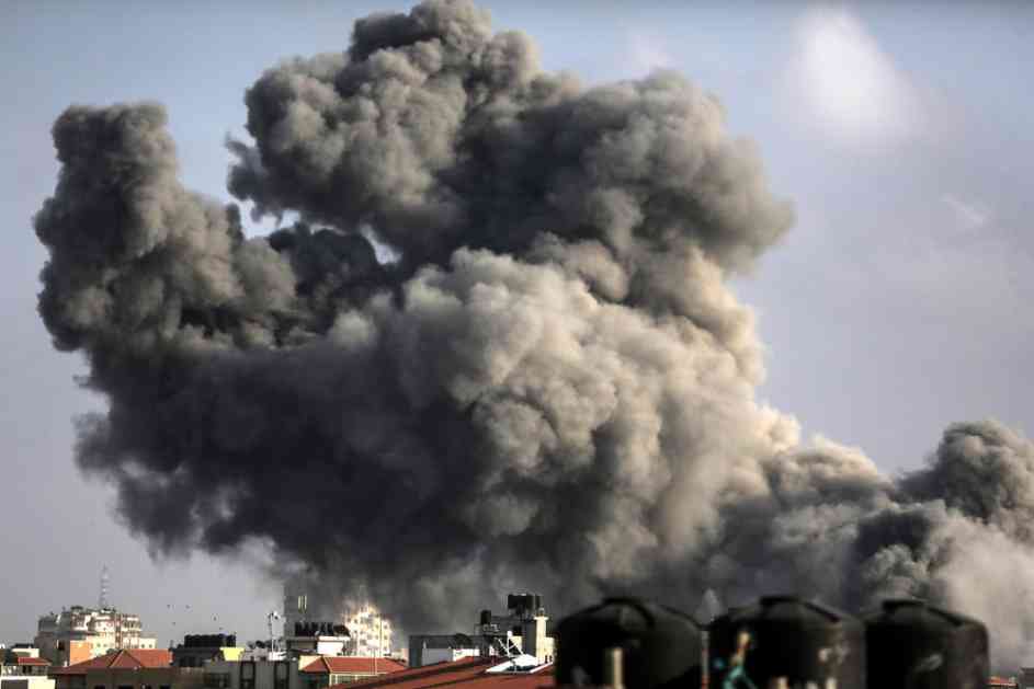 POČELO MASOVNO BOMBARDOVANJE GAZE: Izraelci se svete Hamasu za nedavne napade
