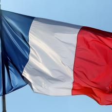 POČEO DIPLOMATSKI RAT! Francuska opozvala ambasadore iz SAD i Australije 