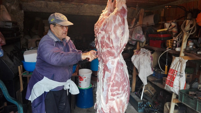 POČEO JE SVINJOKOLJ U SRBIJI: Ovu jednu stvar morate da uradite pre nego što pojedete meso! (VIDEO)