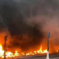 PODMETNUT POŽAR U PARIZU: Evakuisana železnička stanica, crn dim prekrio ulice! (VIDEO)