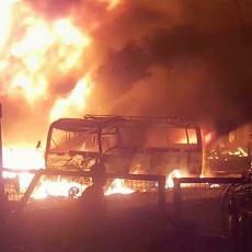 PODMETNUTA BOMBA U AUTOBUSU: Osam mrtvih, šest povređenih u eksploziji! (FOTO)