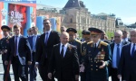 POGLEDAJTE: Evo kako su gosti parade ispratili Putina (VIDEO)
