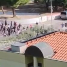 POJAVIO SE SNIMAK MAKLJAŽE! Pogledajte kako se tuku navijači Hajduka i Dinama pre velikog derbija (VIDEO)