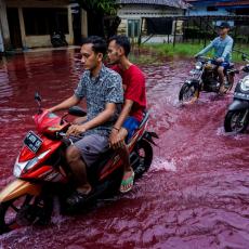 POPLAVA NANELA VELIKU ŠTETU: Građane nije pogodila samo ta muka - ulice preplavljene crvenom vodom (FOTO/VIDEO)