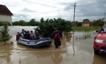 POPLAVE ŠIROM SRBIJE: Evakuisano 159 osoba, voda se lagano povlači (FOTO/VIDEO)
