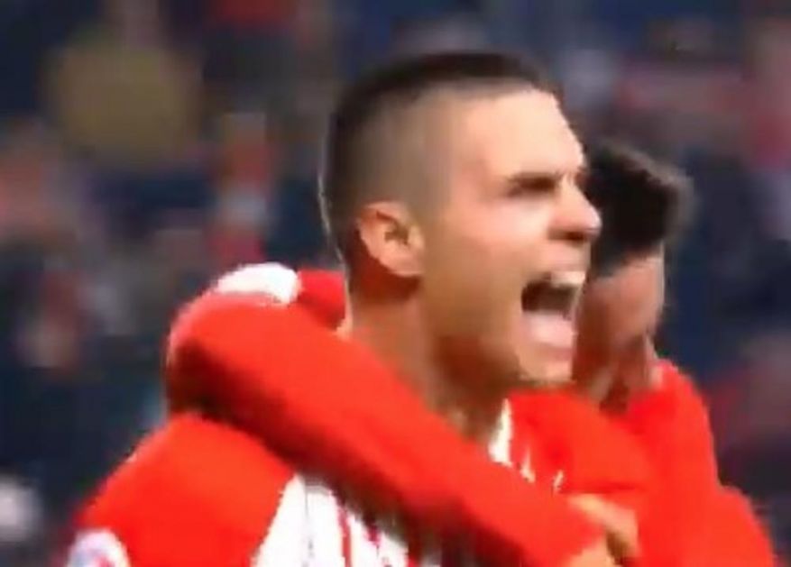 PORODIČNA TRAGEDIJA BIVŠEG FUDBALERA PARTIZANA: Uroš Đurđević postigao gol, a onda ga savladale emocije (VIDEO)