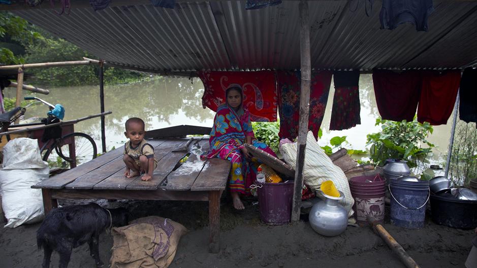POTRESNE slike iz Azije:Kiše seju SMRT, 180 žrtava FOTO
