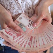 POVEĆANE ISPLATE VEĆ OD JANUARA: Evo kome su sve u Srbiji povećane plate i koliko će VIŠE NOVCA DOBITI