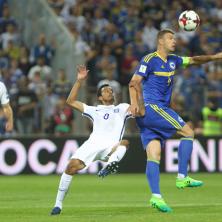 POVRATAK U SERIJU A: Džeko potpisao za Fiorentinu (FOTO)