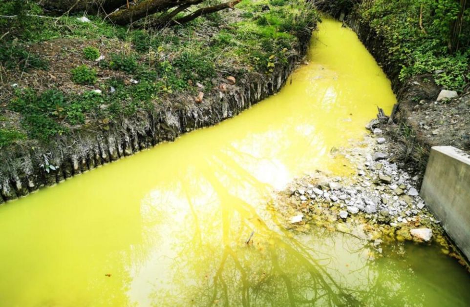 POŽUTELA OD OTPADA Reka u Škotskoj zagađena hemikalijom koja je izuzetno opasna po ljudsko zdravlje FOTO, VIDEO