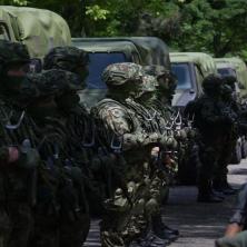 PRATILI SMO RASPOREĐIVANJE NAPREDNE SRPSKE ARTILJERIJE I TENKOVA Stejt department: Srpske snage su se povukle sa administrativne linije